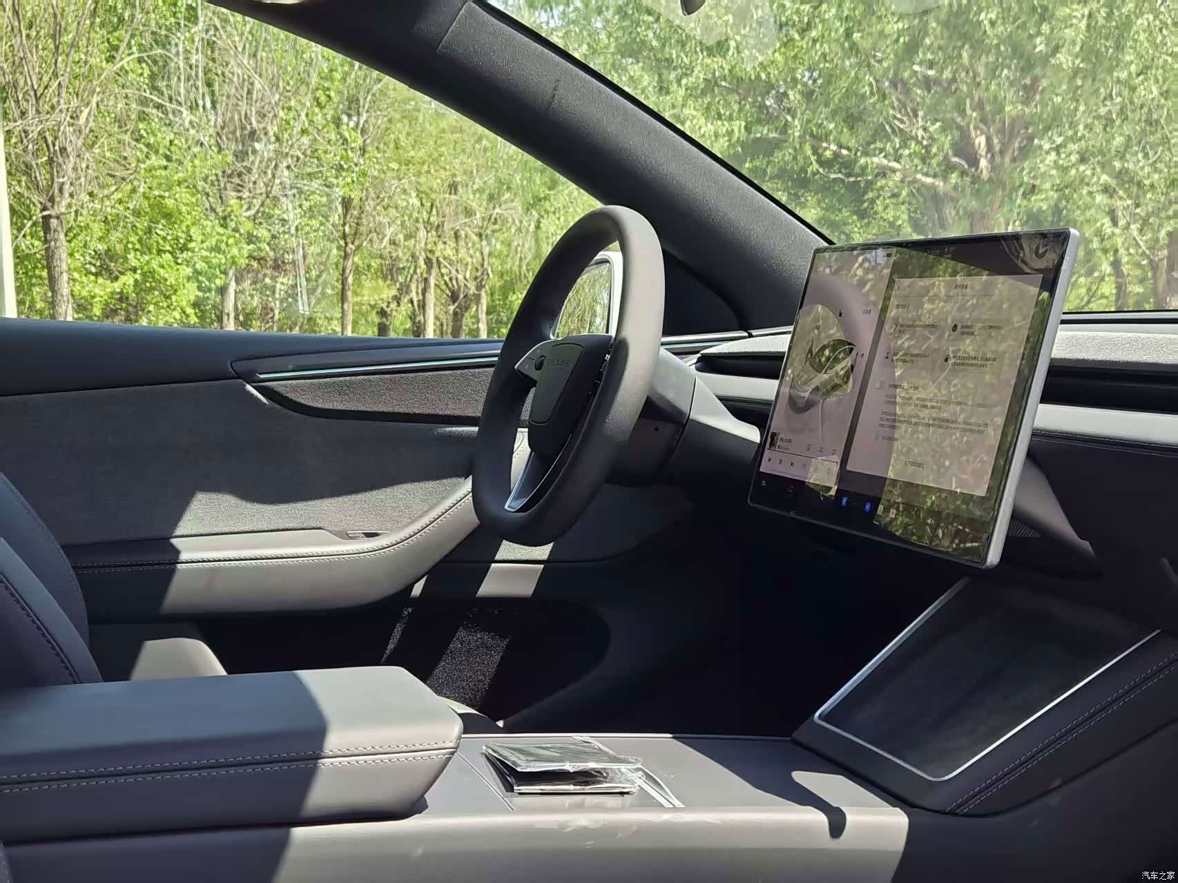 Tesla Model Y, 2026 6