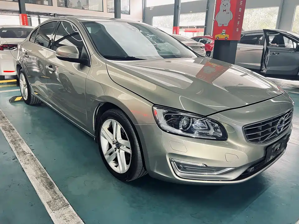 Volvo S60