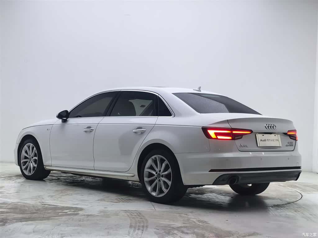 Audi A4L, 2018 4