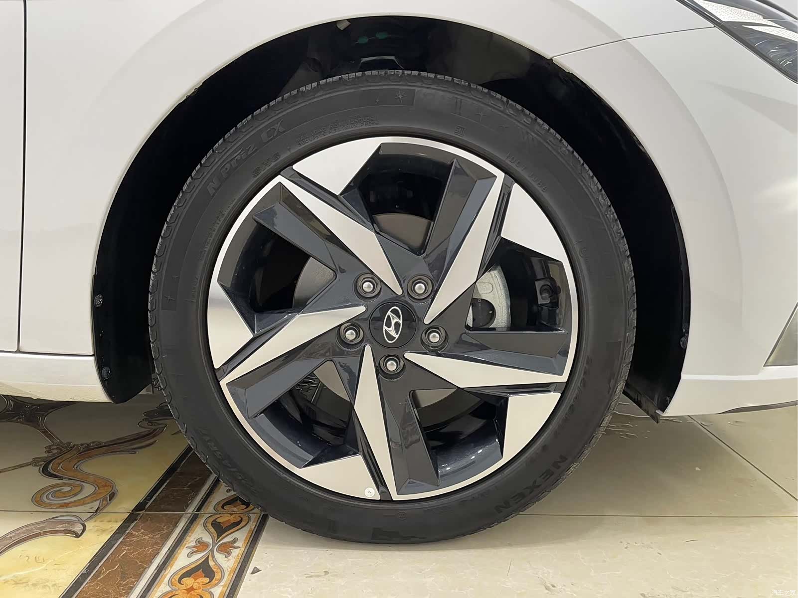 Hyundai Elantra, 2023 15