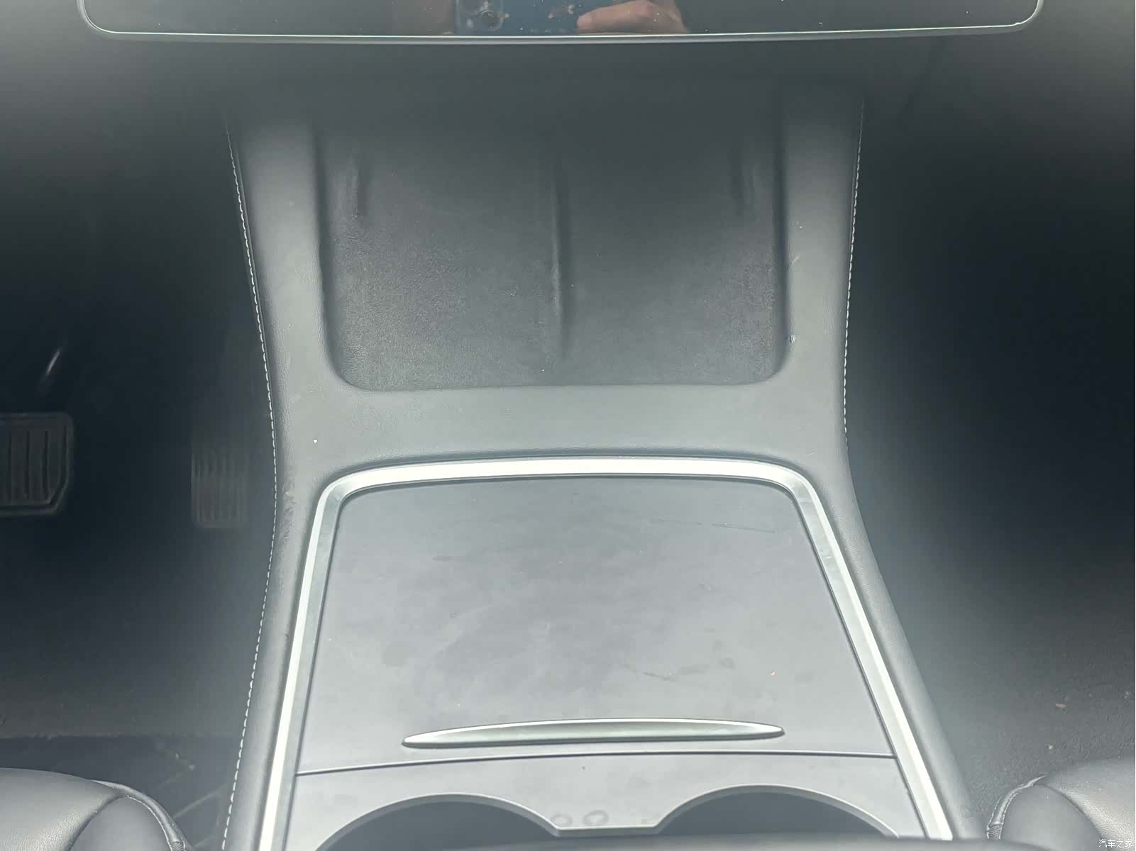 Tesla Model Y, 2023 12