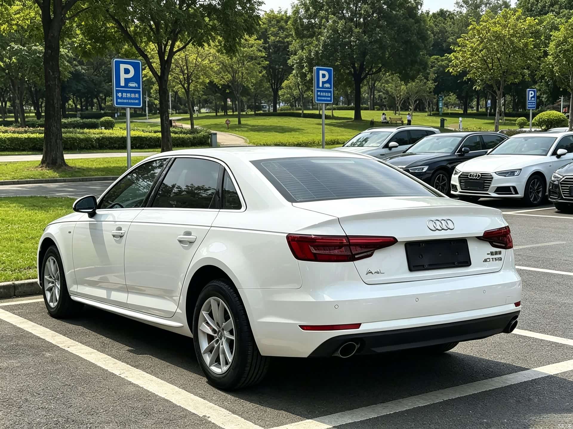 Audi A4L, 2016 4