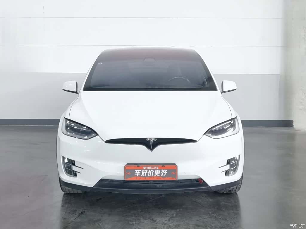 Tesla Model X, 2017 3