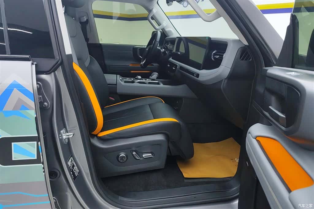BAIC BJ40, 2025 8