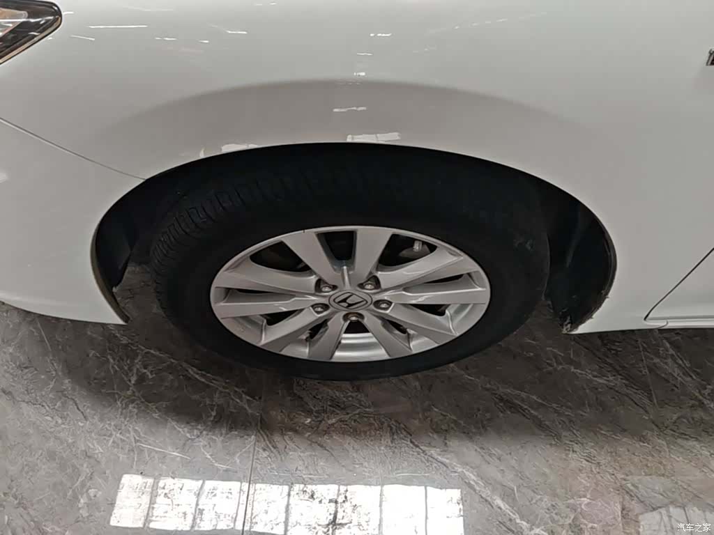 Honda Civic, 2014 23
