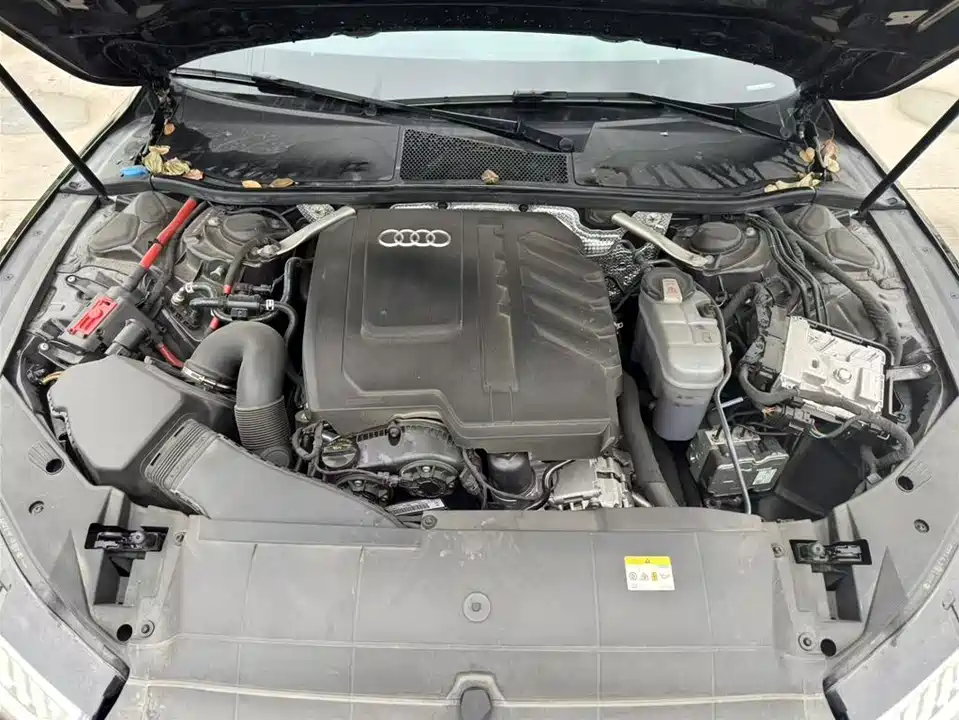 Audi A7L