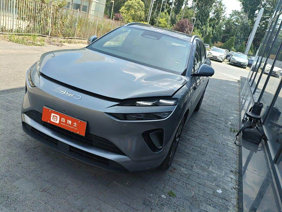 BYD Sea Lion 06