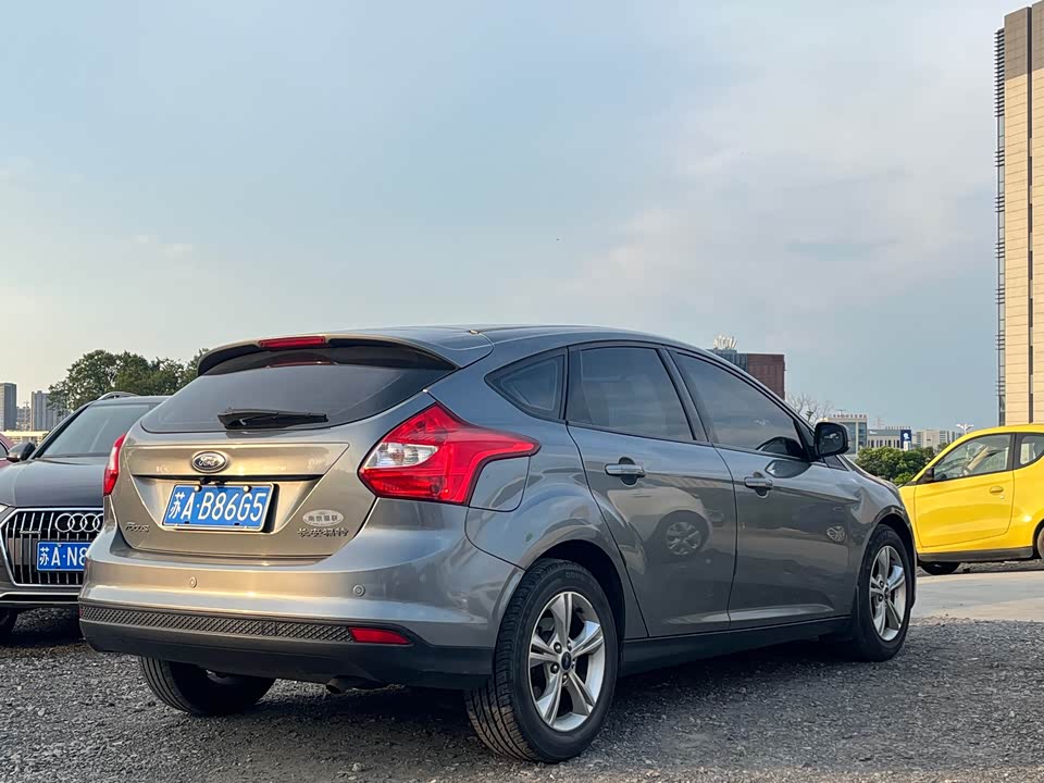 Ford Fox