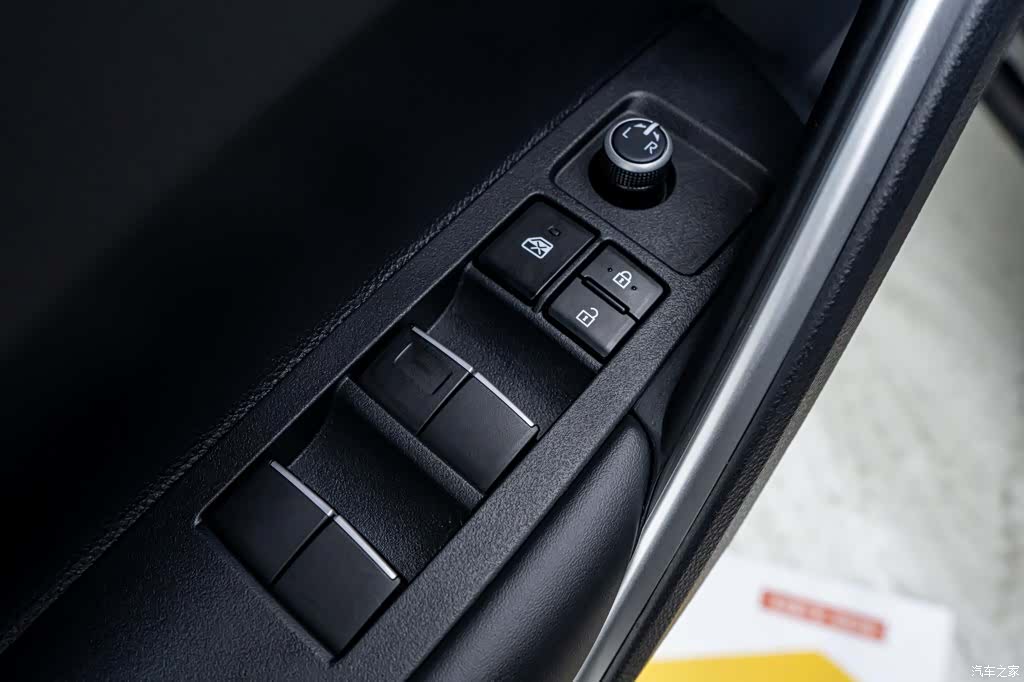 Toyota Frontlander, 2023 24