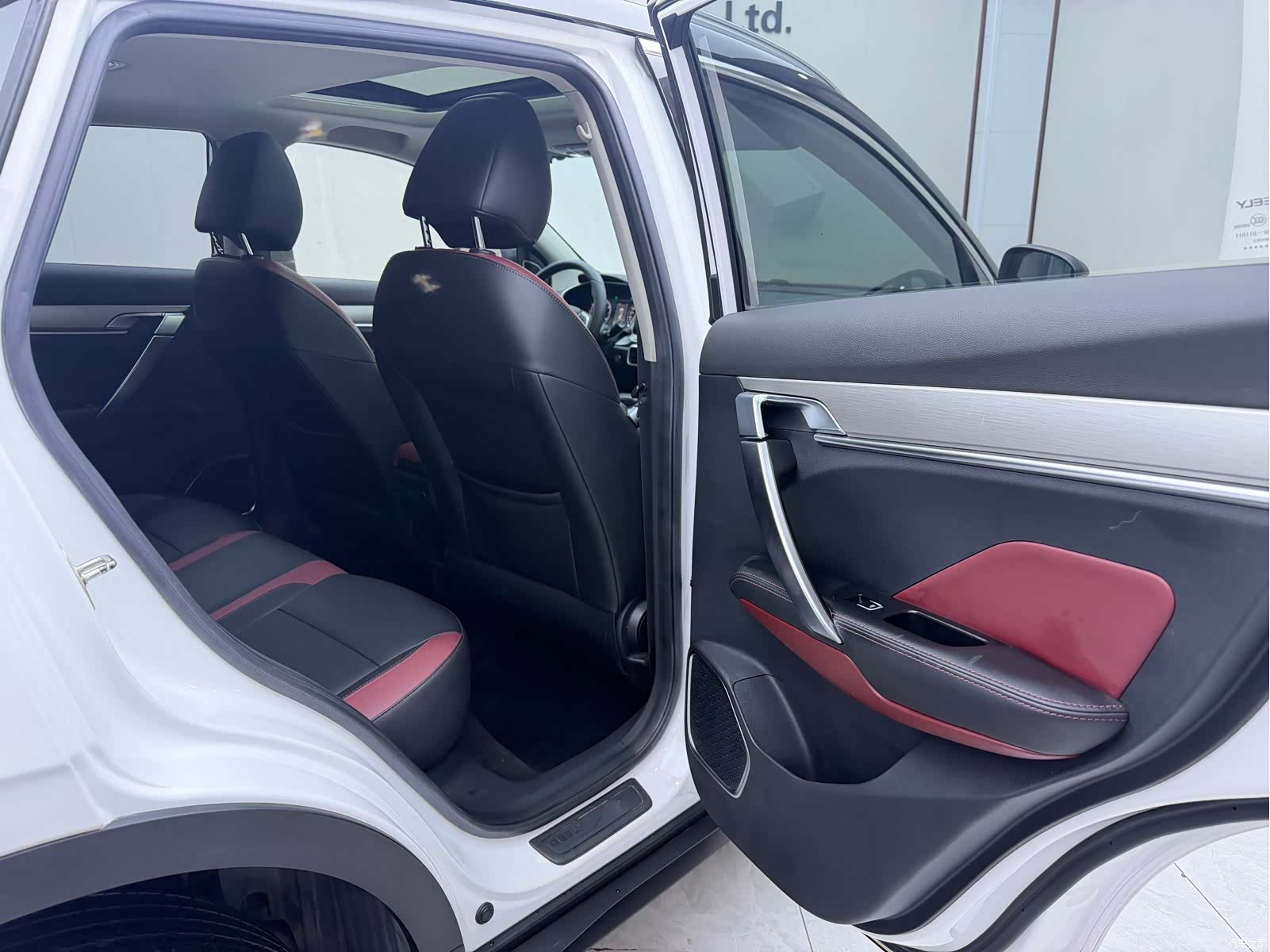 Geely Coolray, 2021 20