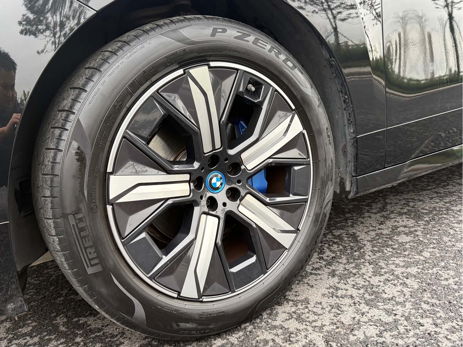 BMW iX, 2023 7