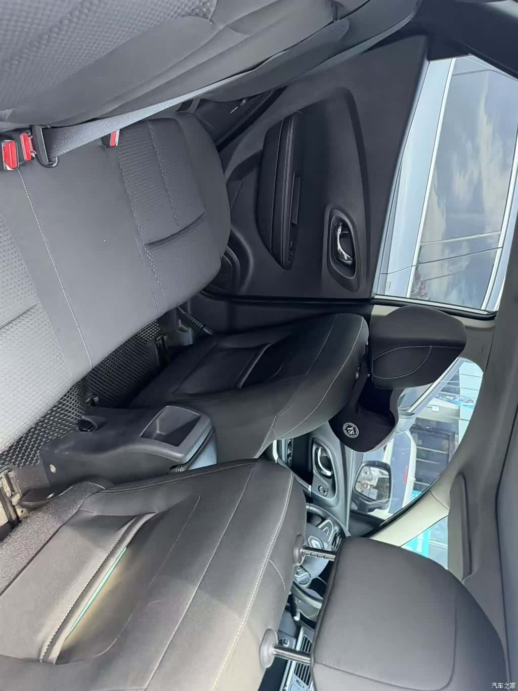 DongFeng SCe200, 2019 3