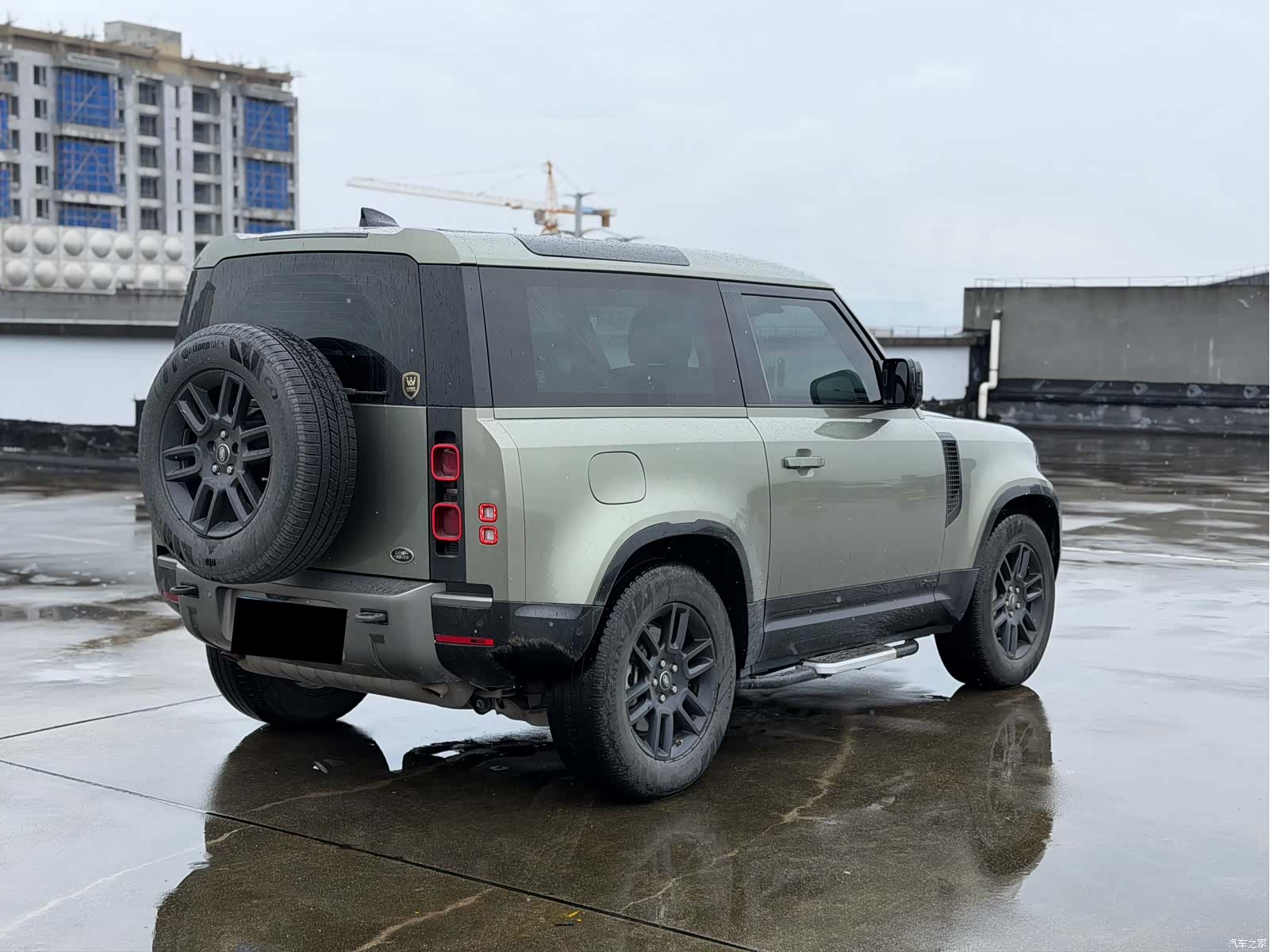 Land Rover Defender, 2021 4