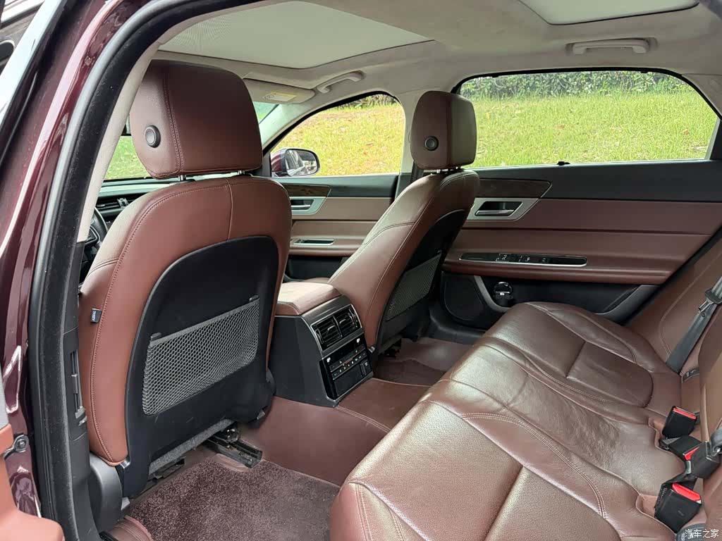 Land Rover XFL, 2017 11