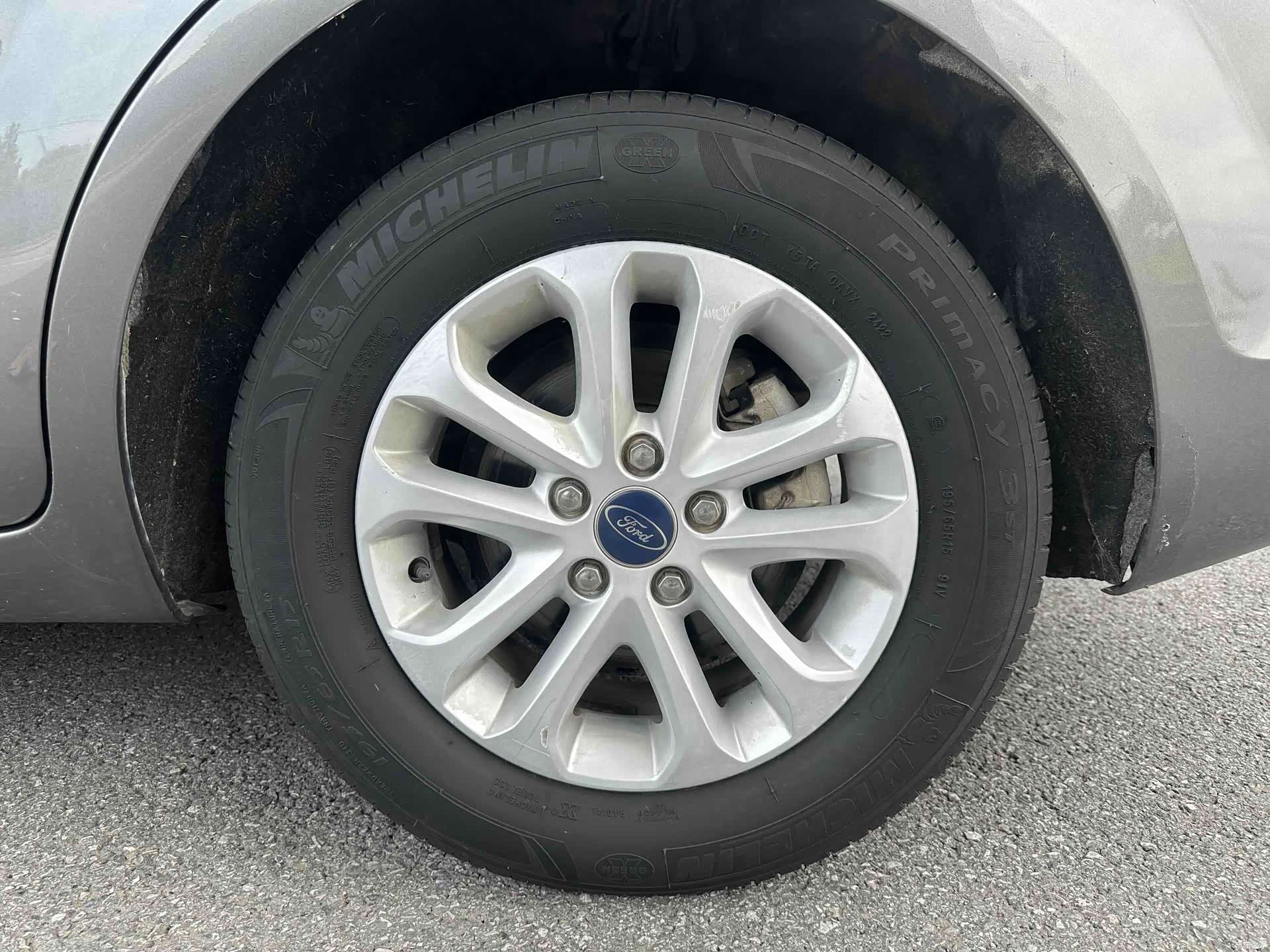 Ford Focus, 2014 8