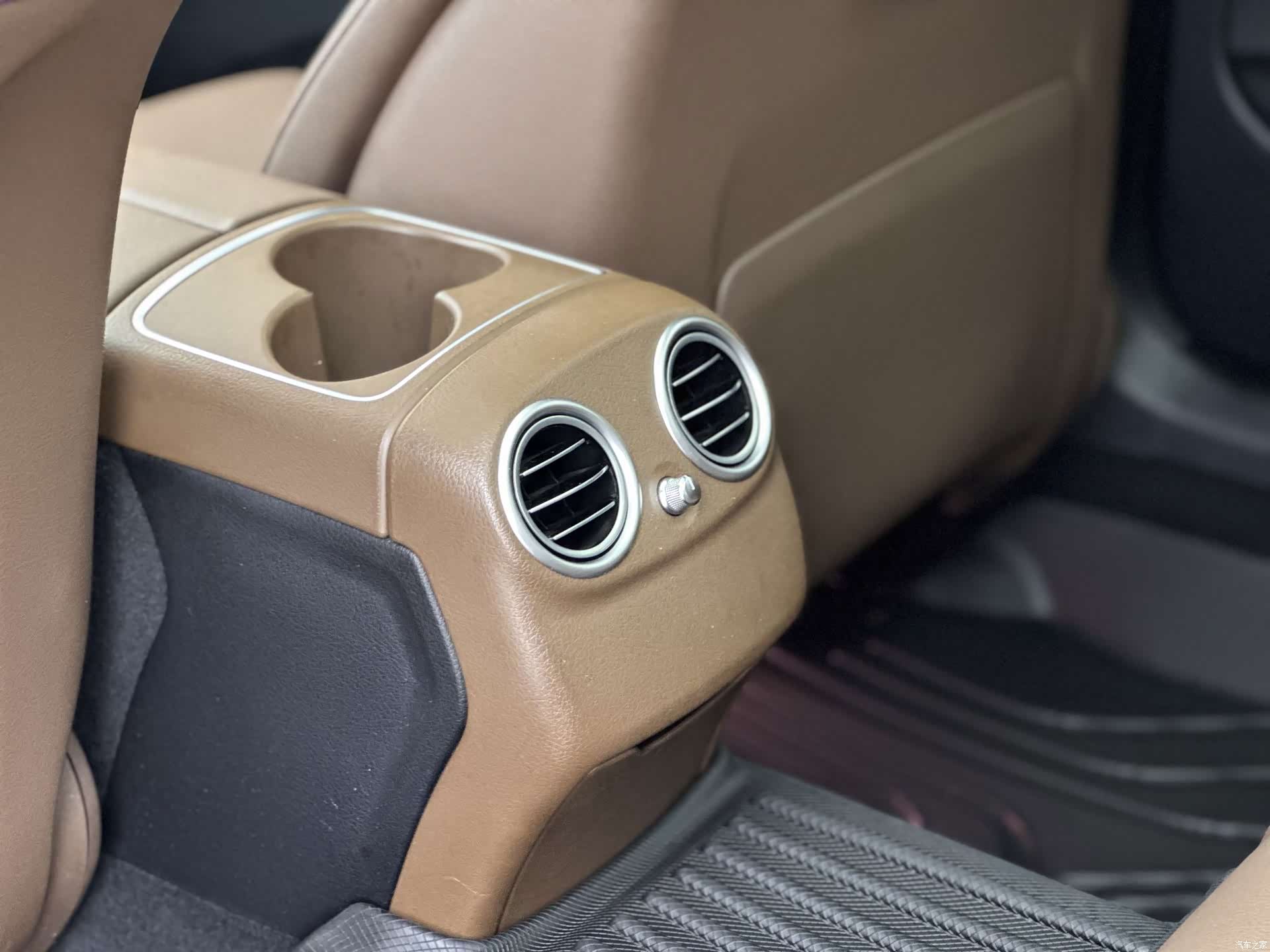 Mercedes-Benz E-Class, 2017 12