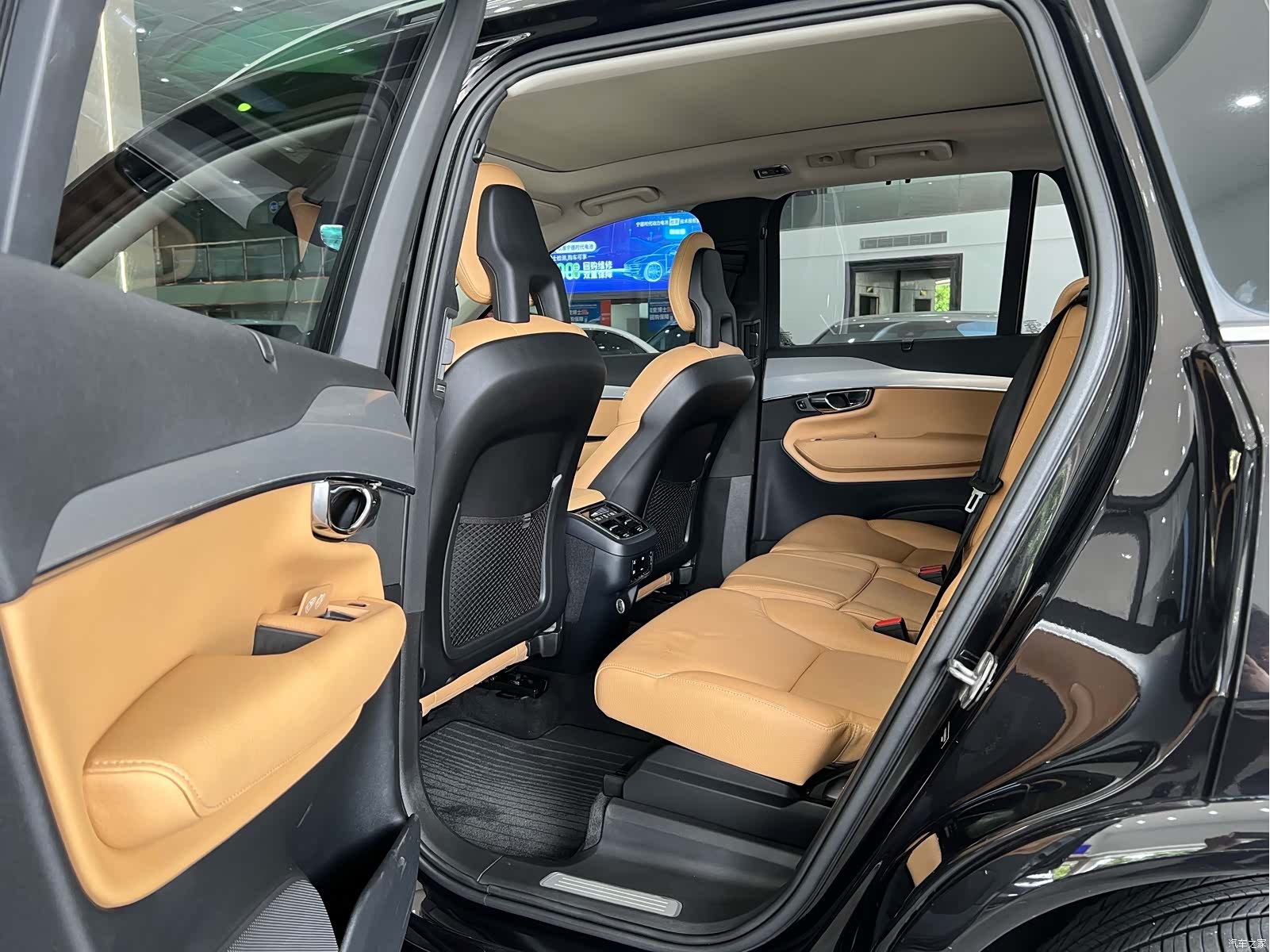 Volvo XC90, 2016 9