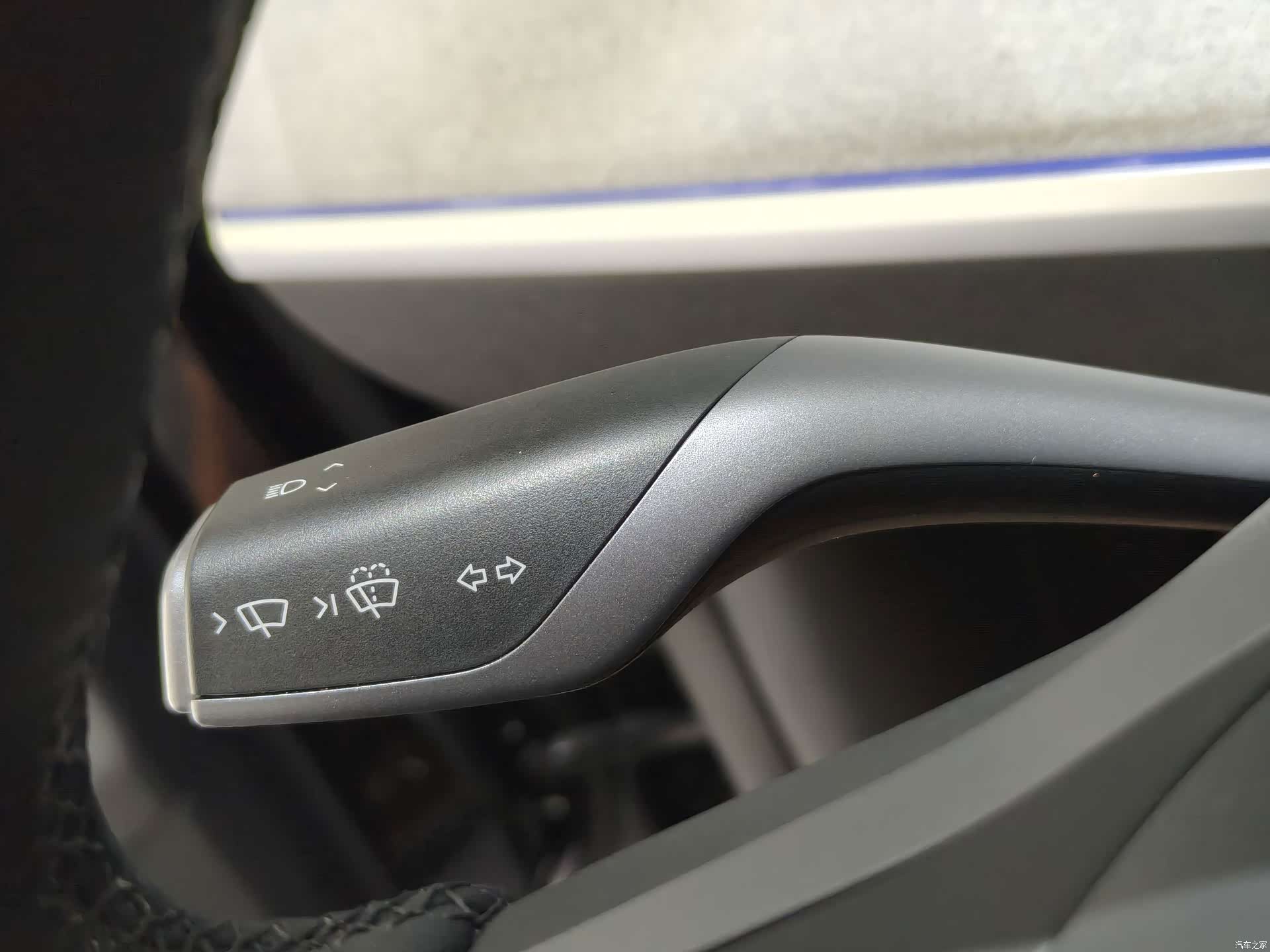 Tesla Model Y, 2023 6