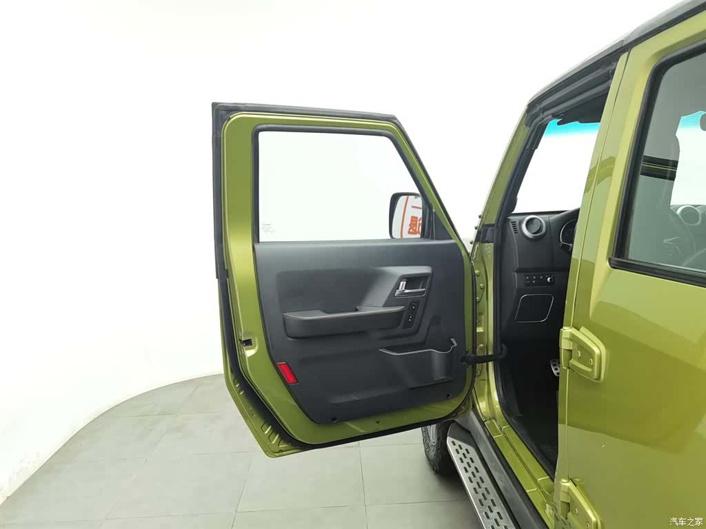 BAIC BJ40, 2016 8