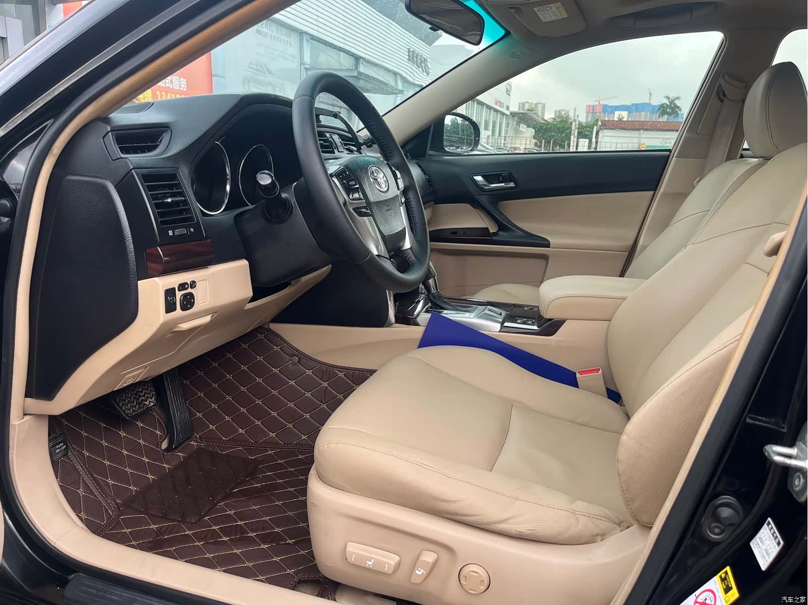 Toyota 2.5V, 2012 все фото