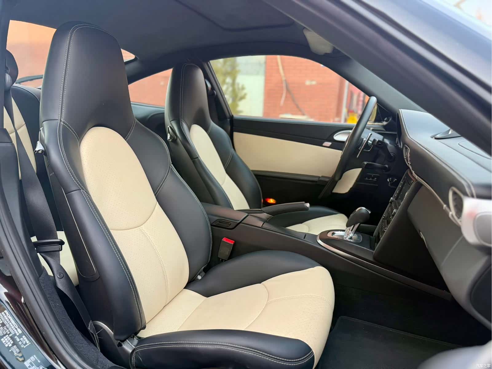 Porsche 911, 2011 14