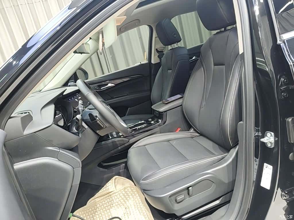 Buick Envision Plus, 2024 11