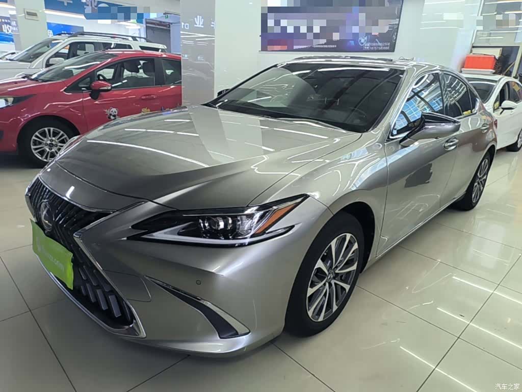 Lexus ES, 2024 2