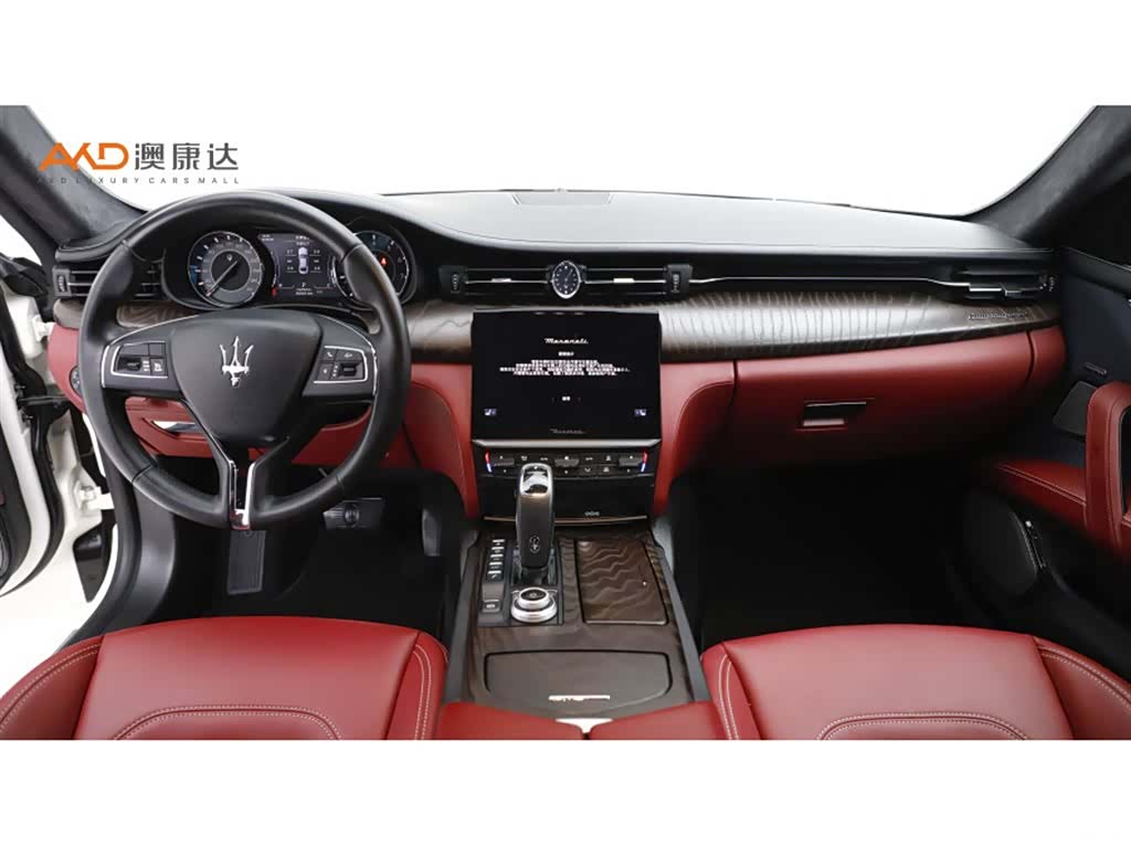 Maserati Quattroporte, 2023 все фото