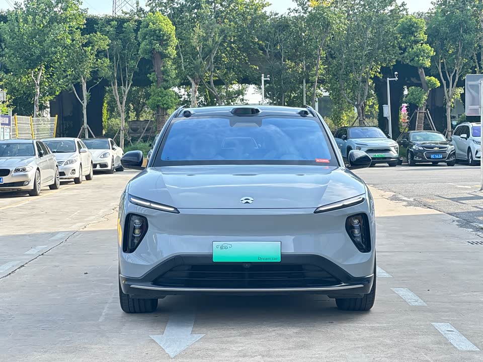 NIO ES6