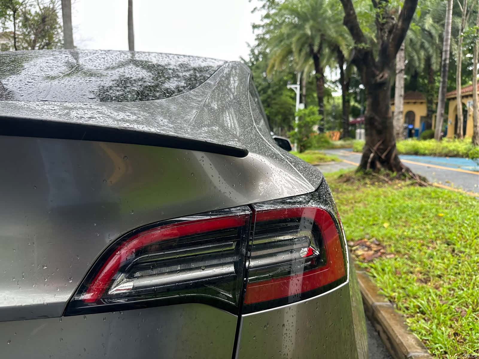 Tesla Model Y, 2022 16