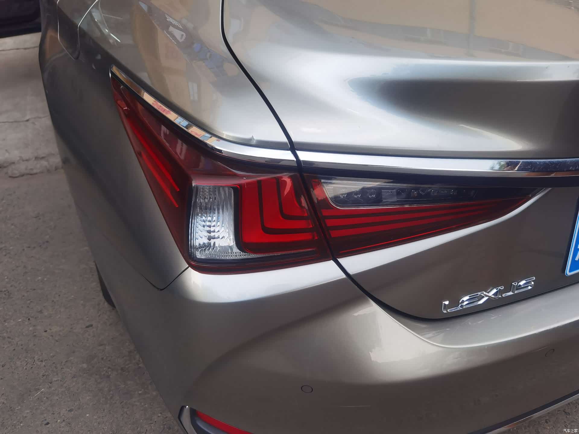 Lexus ES, 2019 17