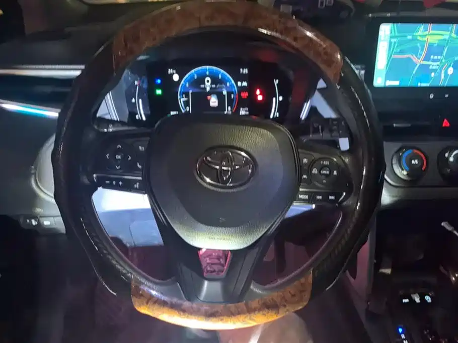 Toyota Corolla Sharp amplifier