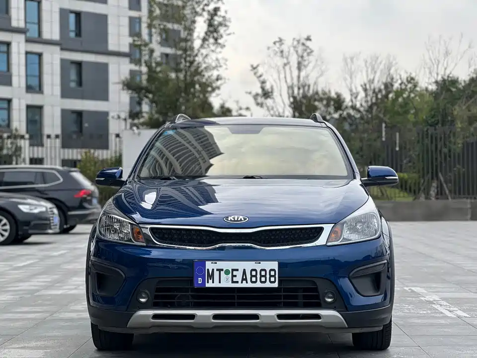 Kia KX CROSS