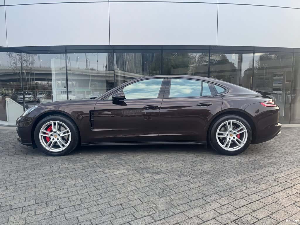 Porsche Panamera, 2017 11