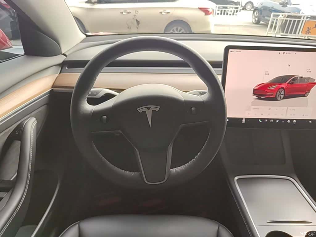 Tesla Model 3, 2022 11