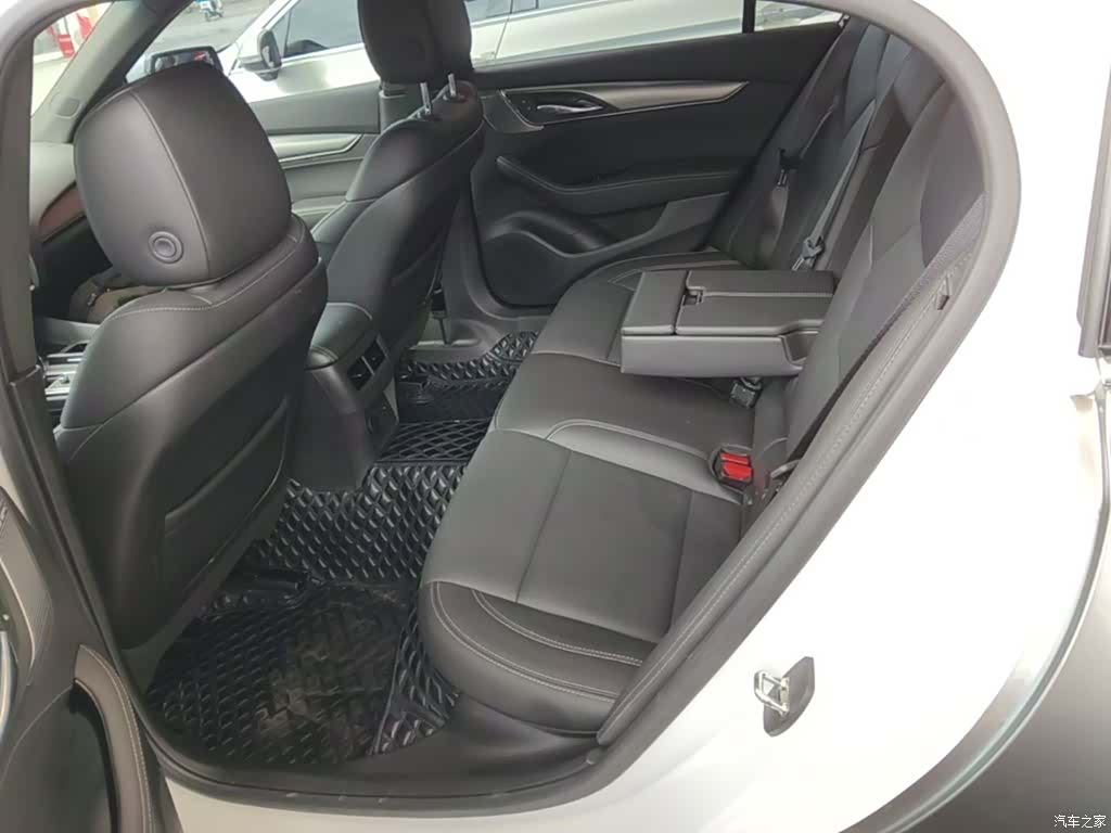 Cadillac CT5, 2023 17