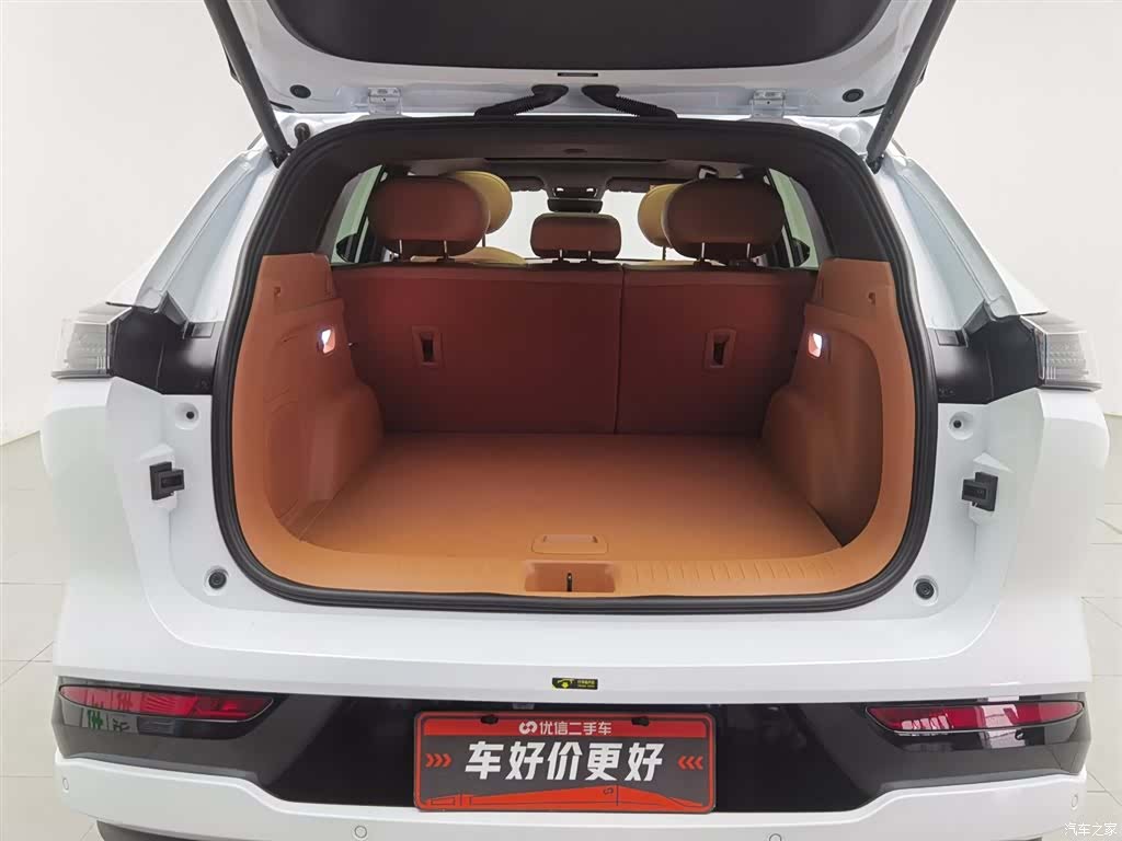 Li Auto L8, 2025 16