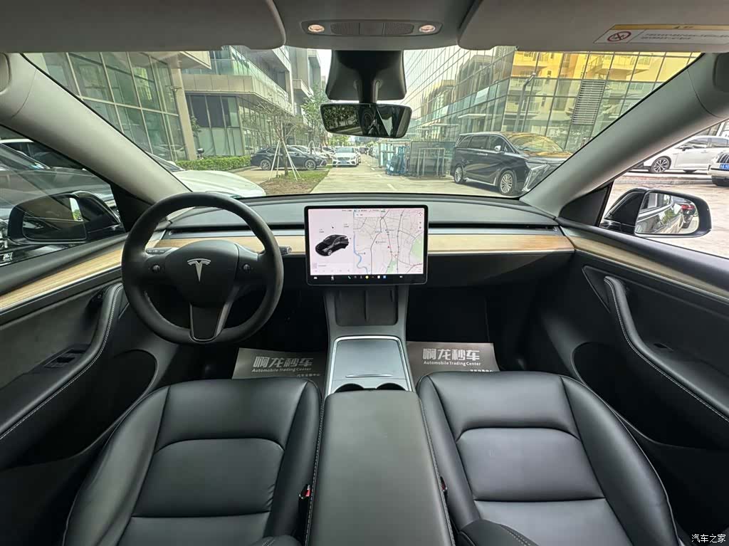 Tesla Model Y, 2022 6