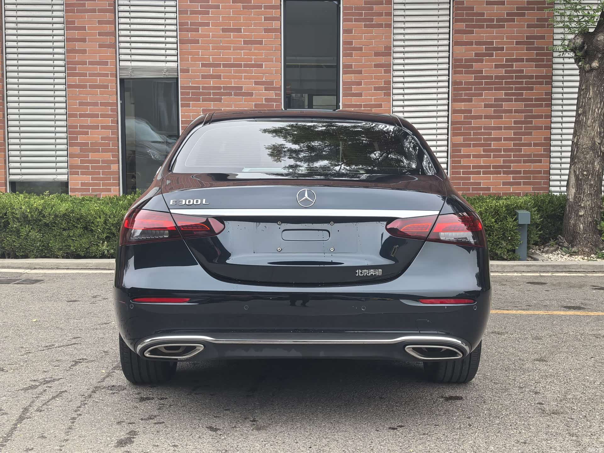 Mercedes-Benz E-Class, 2023 4