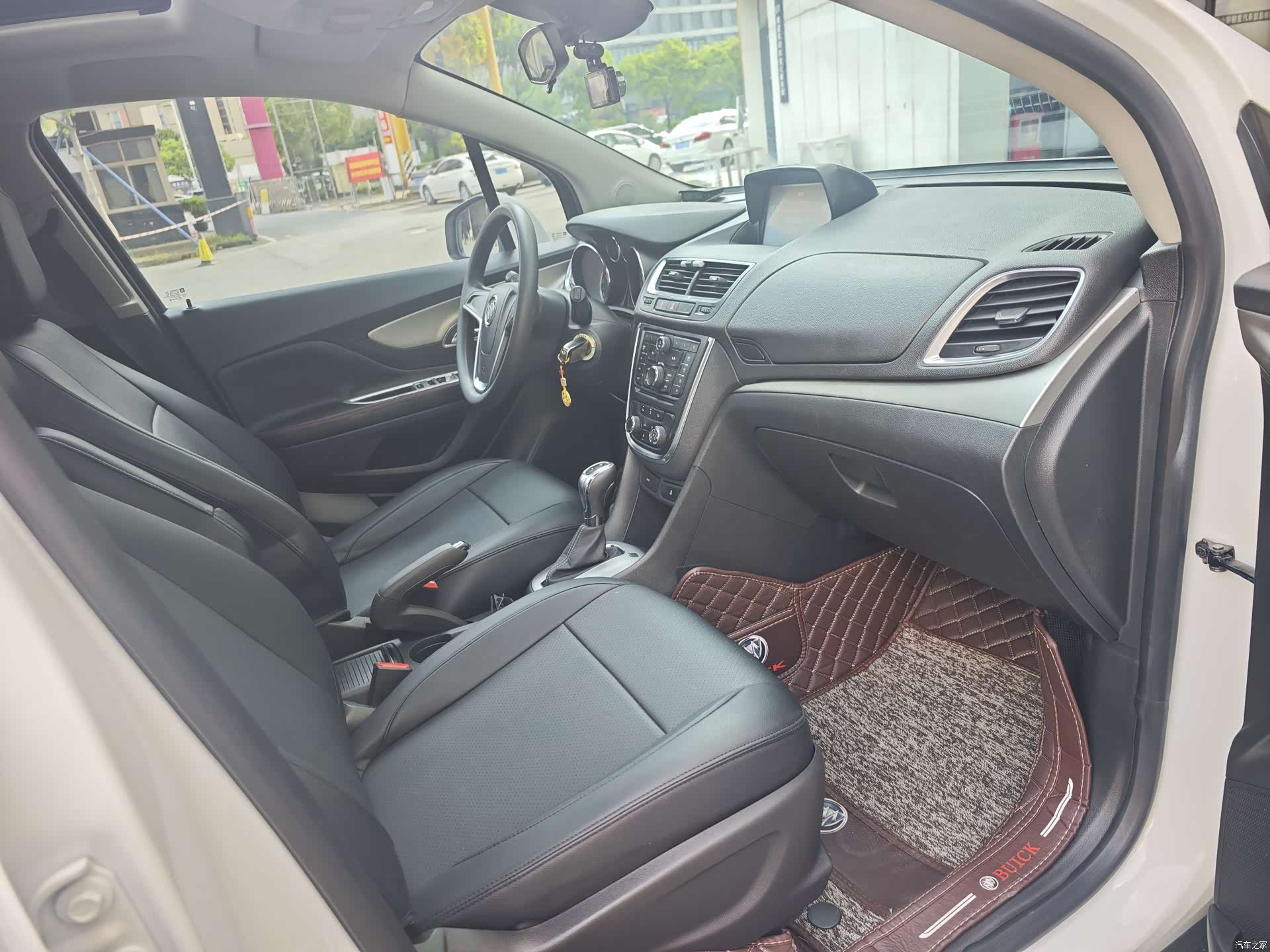 Buick Encore, 2016 11