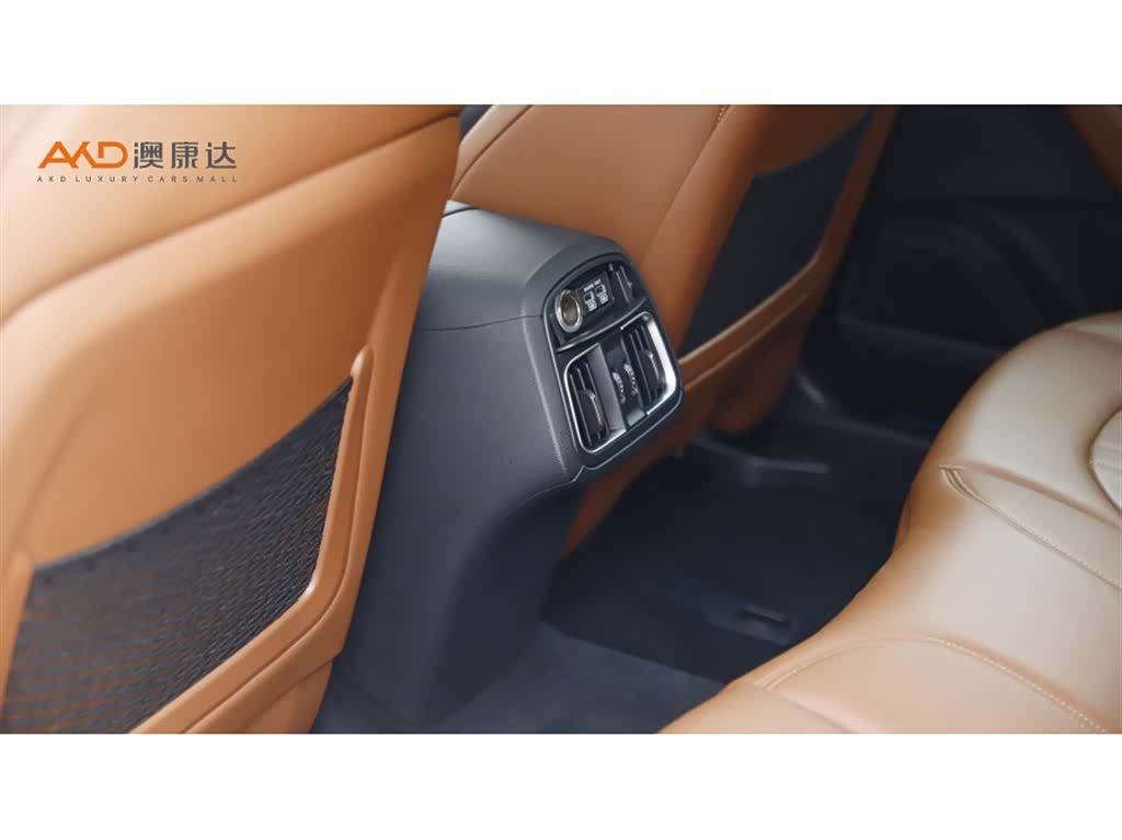 Maserati Levante, 2022 9