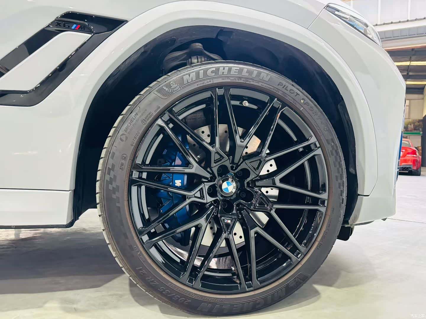 BMW X6, 2024 4