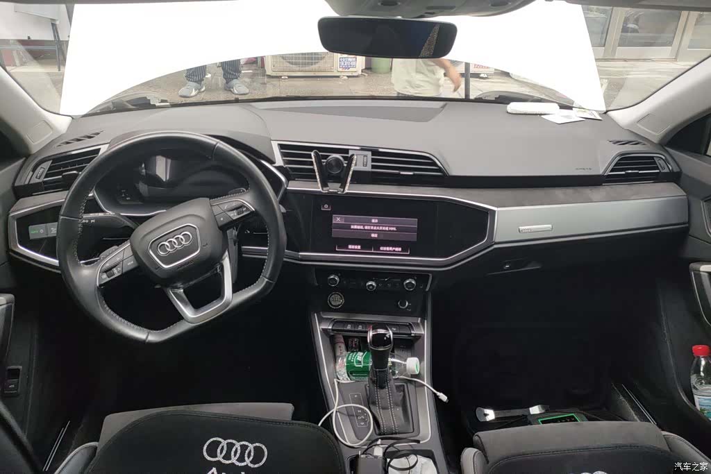 Audi Q3, 2022 12