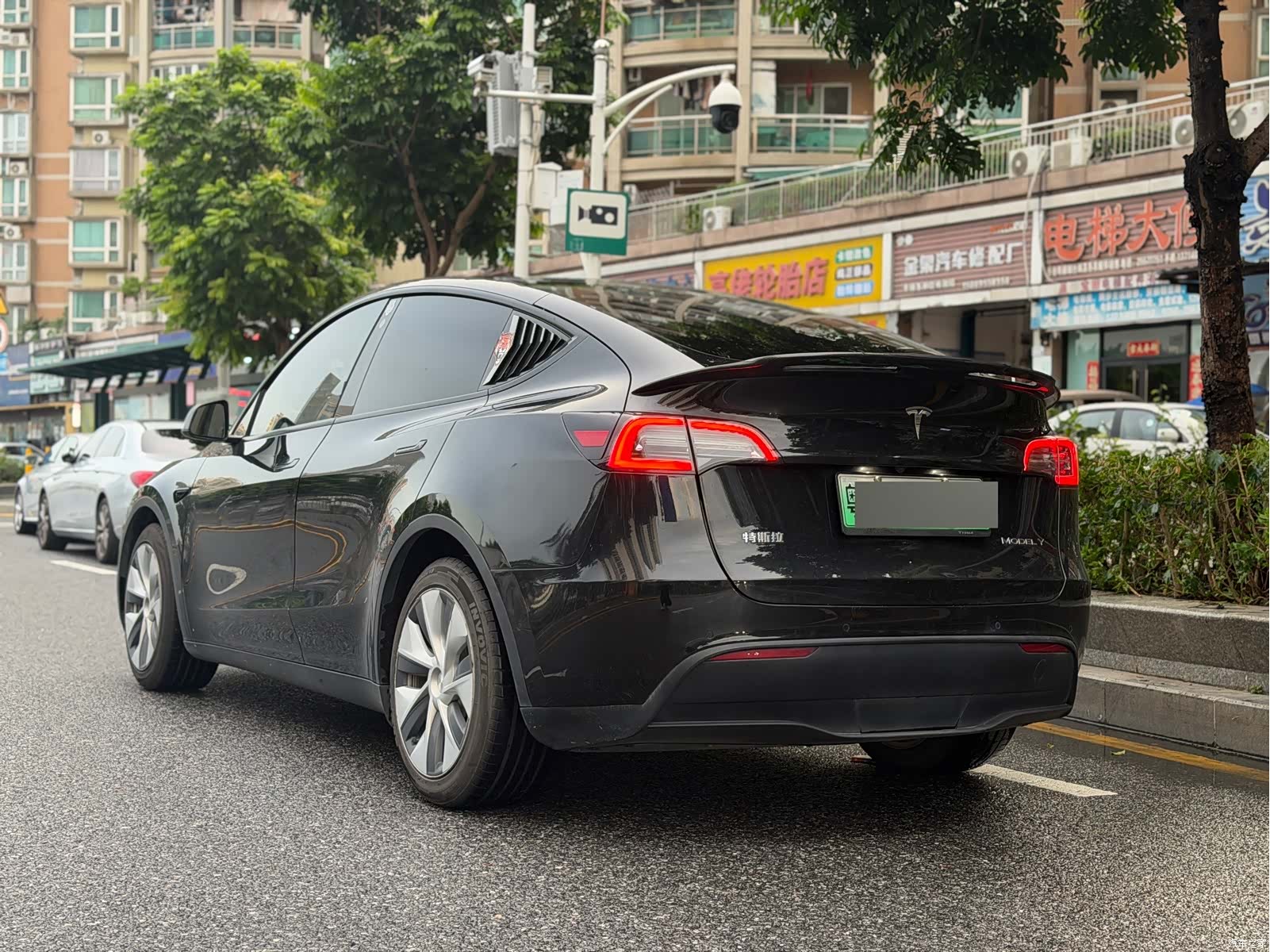 Tesla Model Y, 2021 12