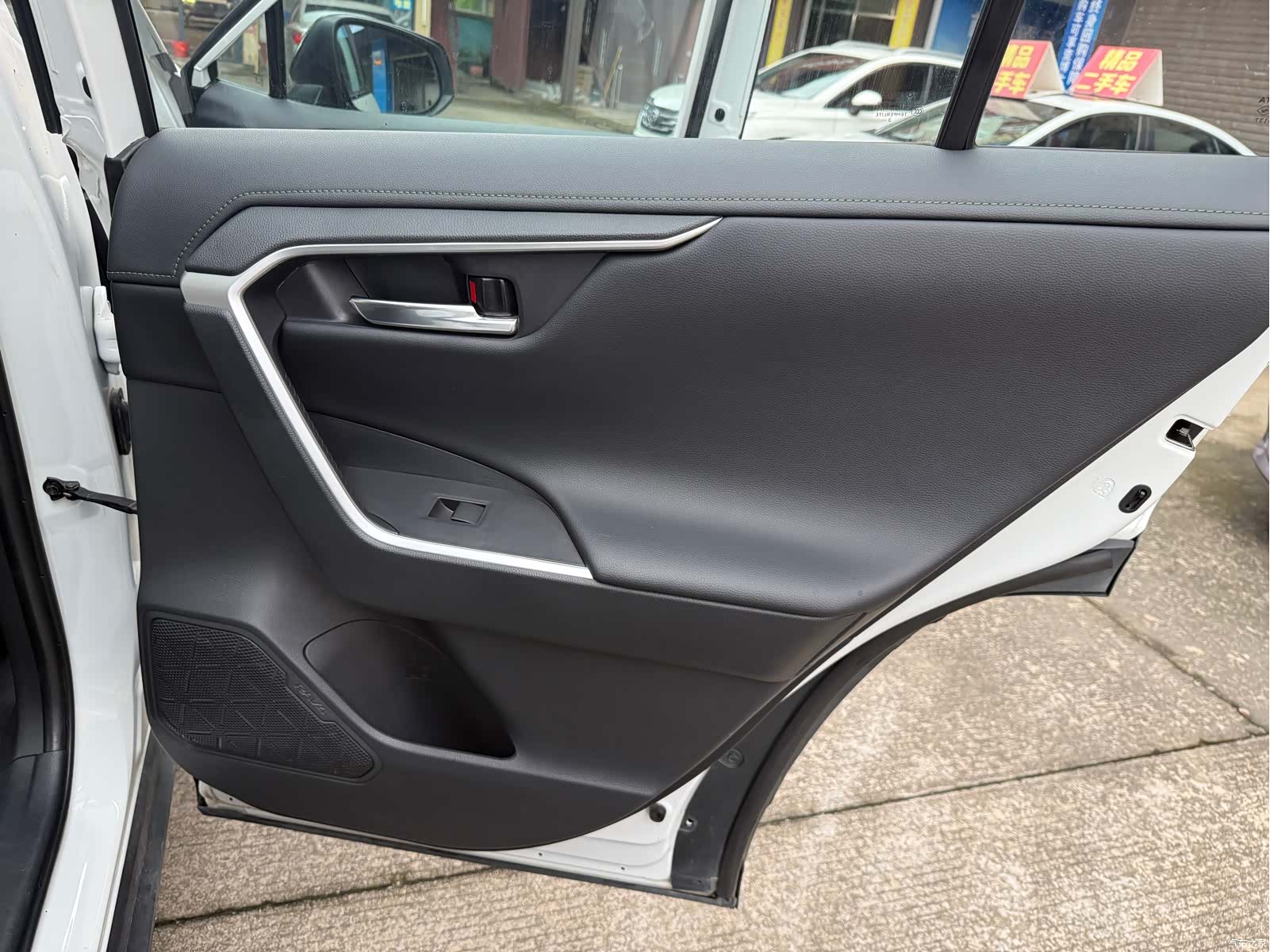 Toyota RAV4, 2024 27