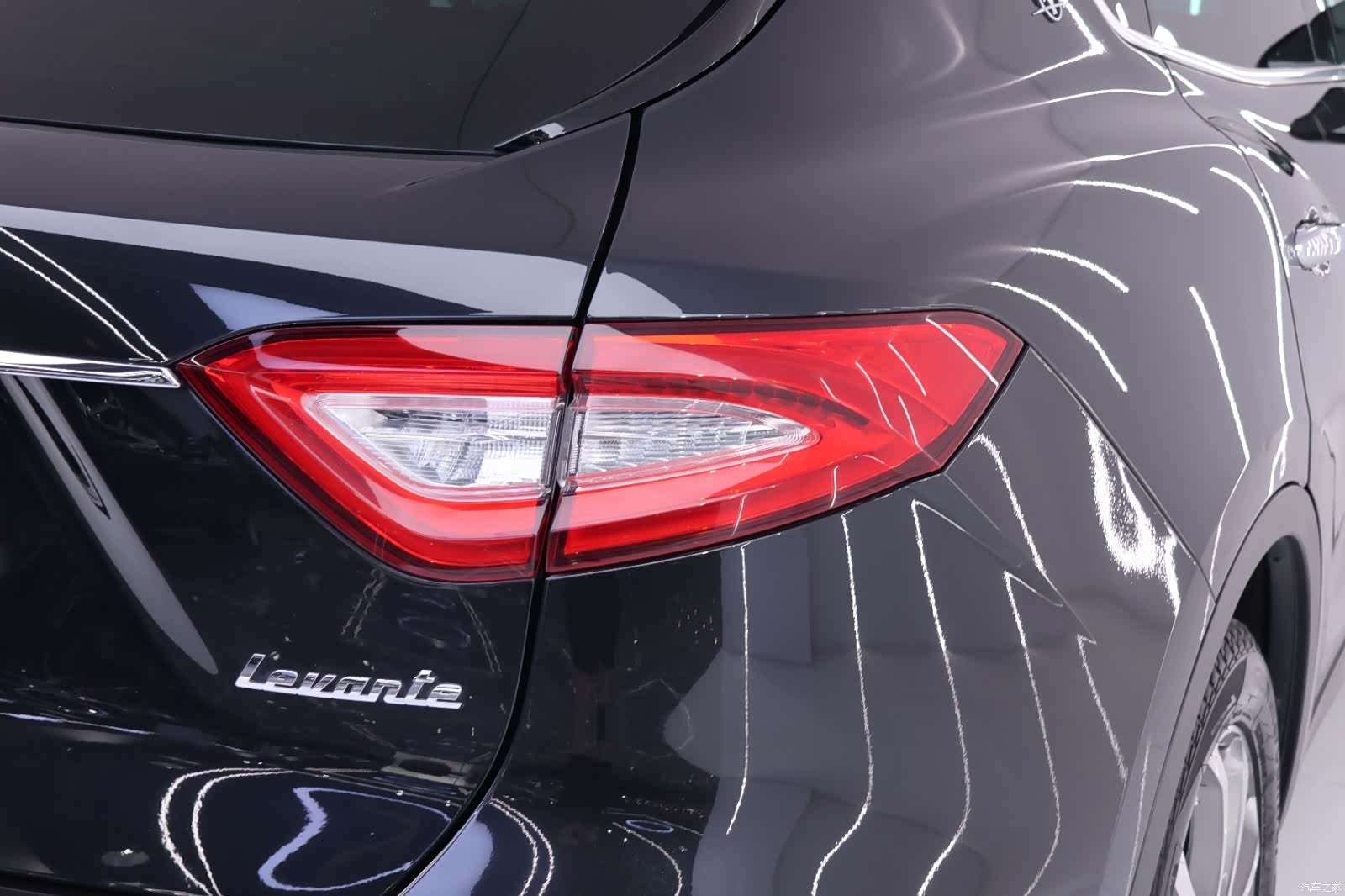 Maserati Levante, 2017 12