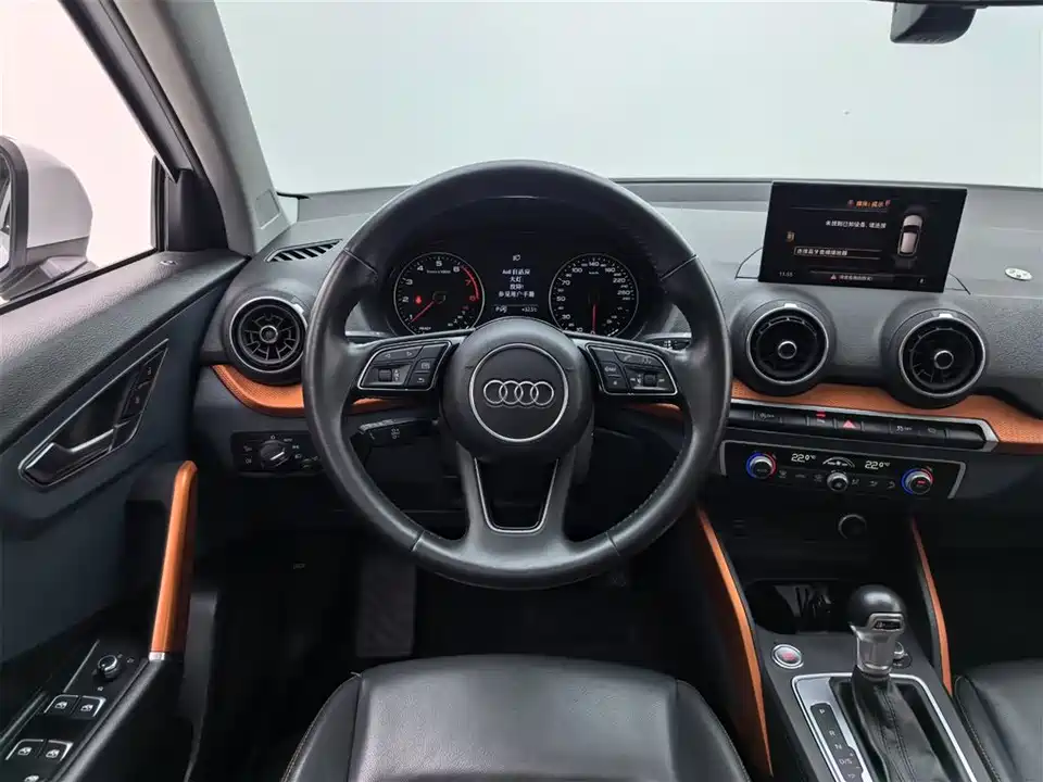 Audi Q2L Audi Q2L