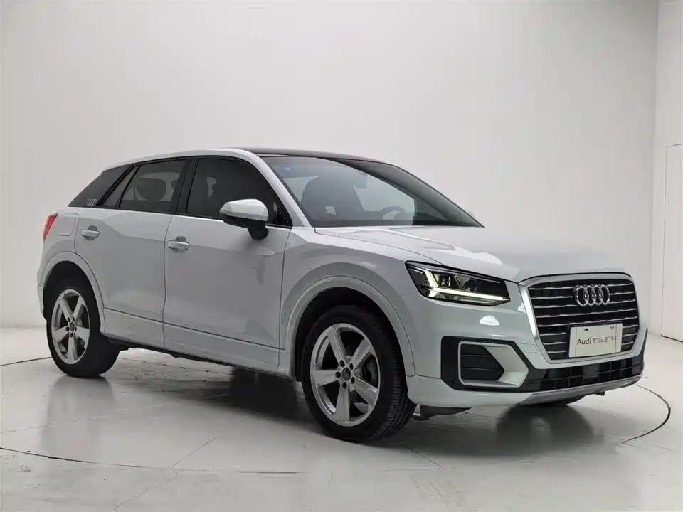 Audi Q2L Audi Q2L