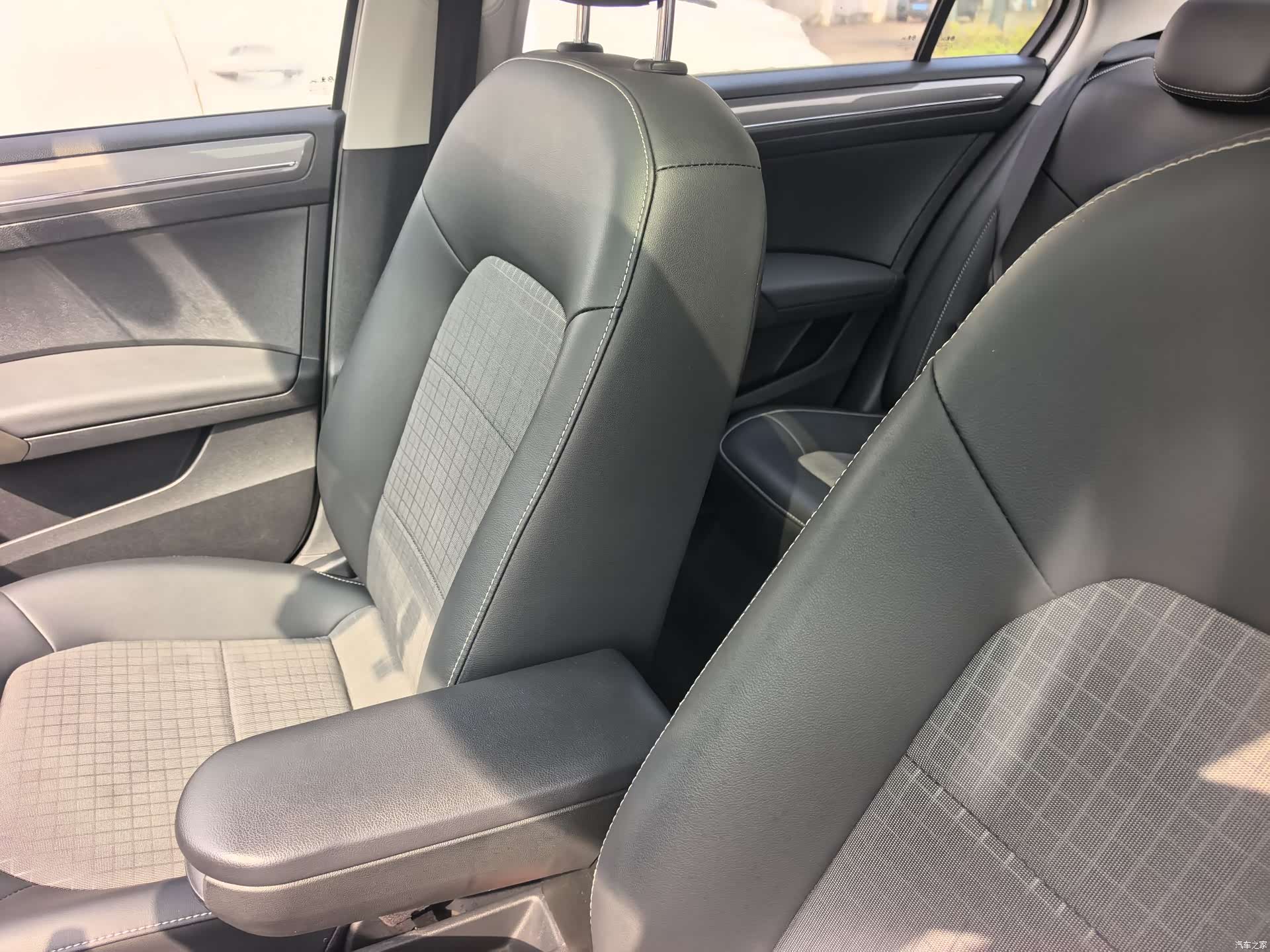 Volkswagen Santana, 2018 23