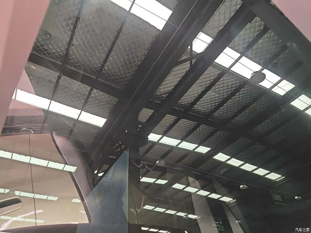 Tesla Model Y, 2021 18